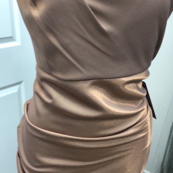 Elegant short evening dress - Picture 5 of 5